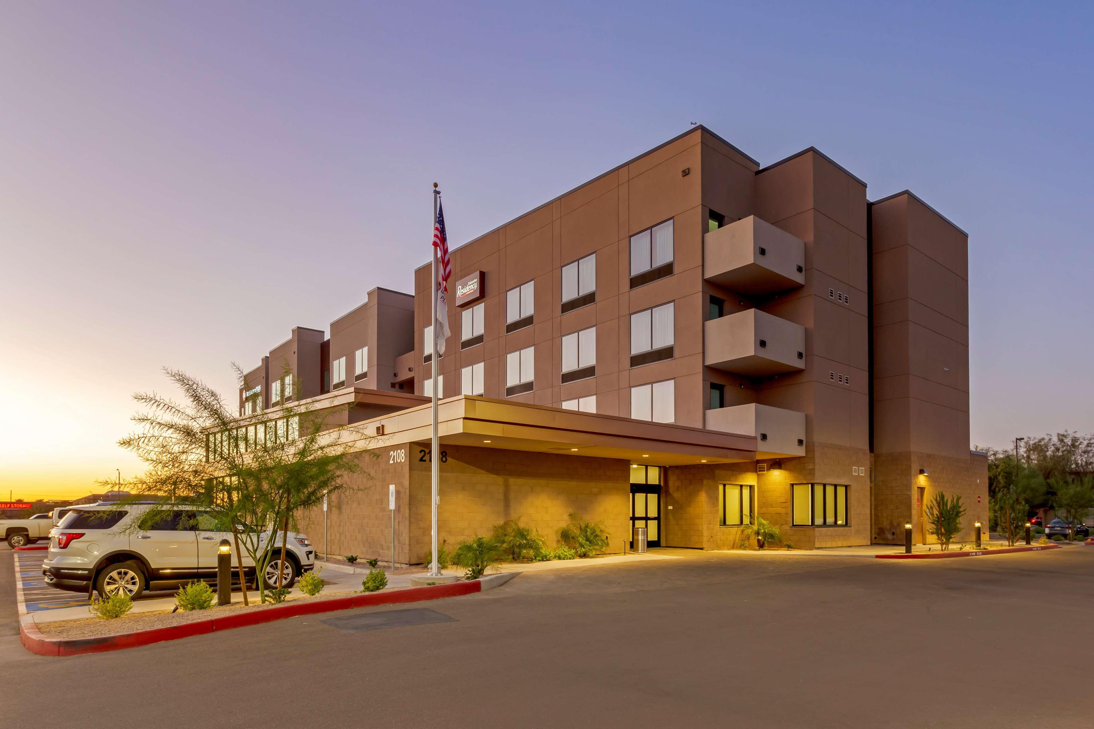 Best Western Plus Executive Residency Phoenix North Happy Valley Extérieur photo