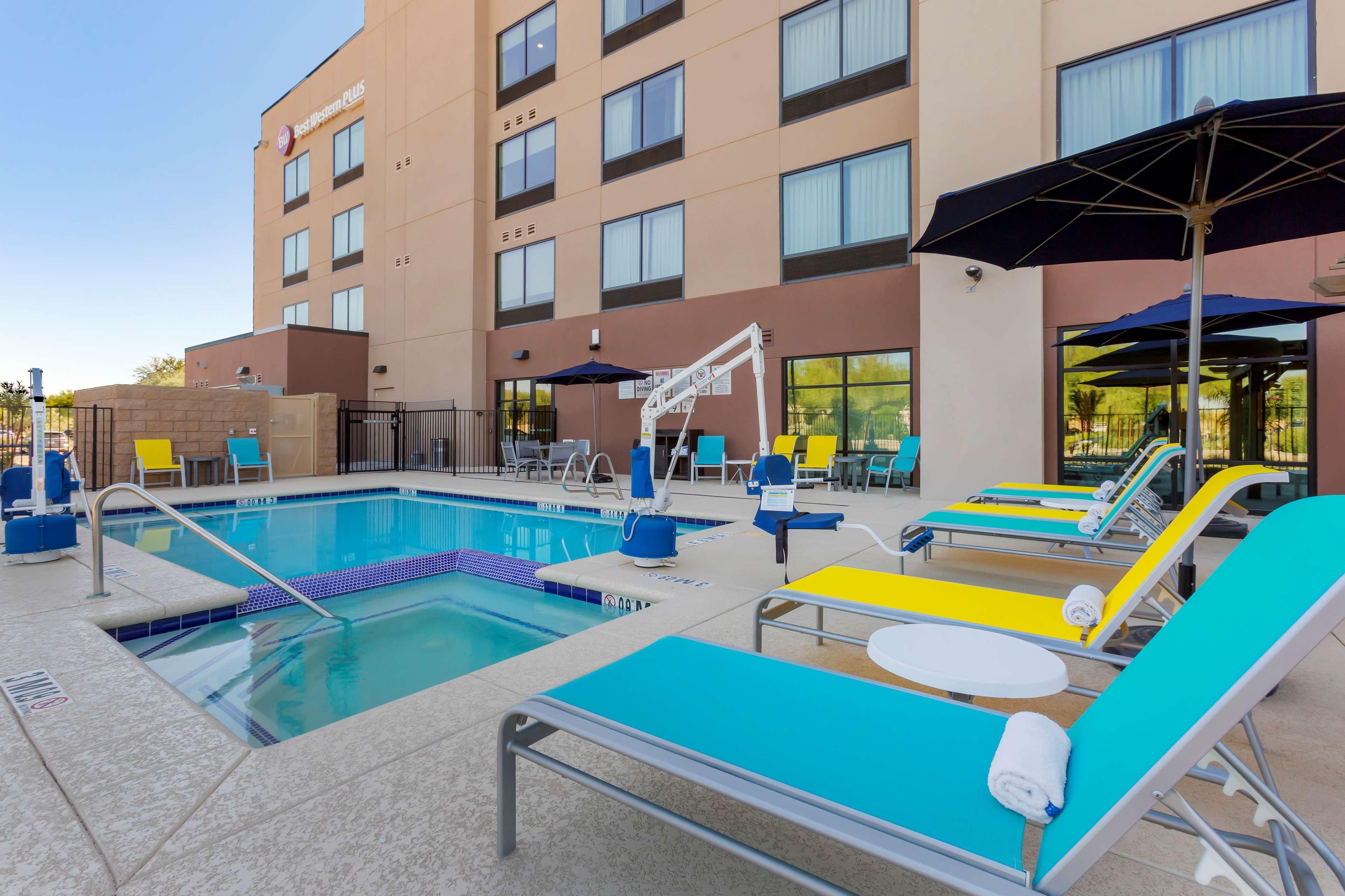Best Western Plus Executive Residency Phoenix North Happy Valley Extérieur photo