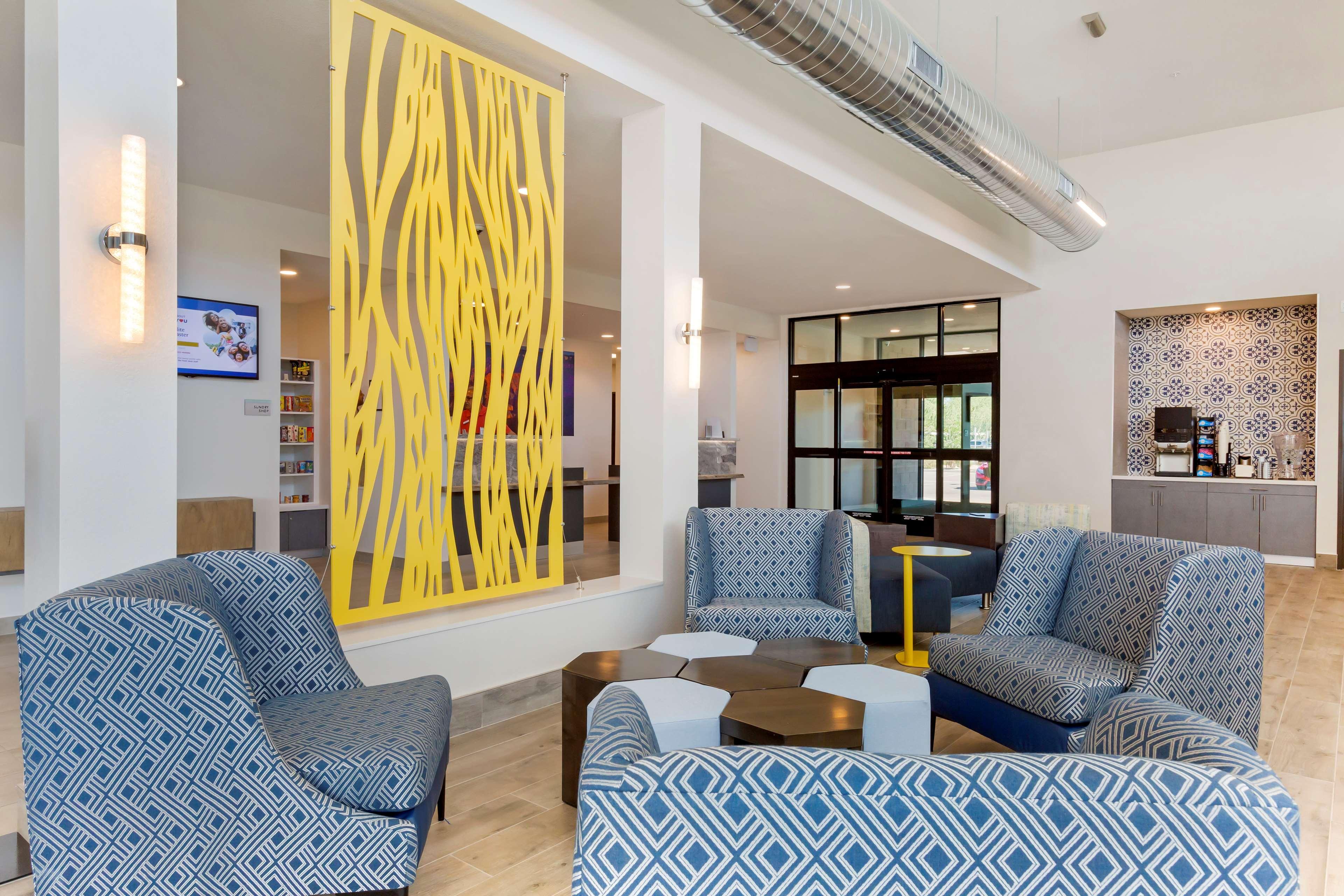 Best Western Plus Executive Residency Phoenix North Happy Valley Extérieur photo